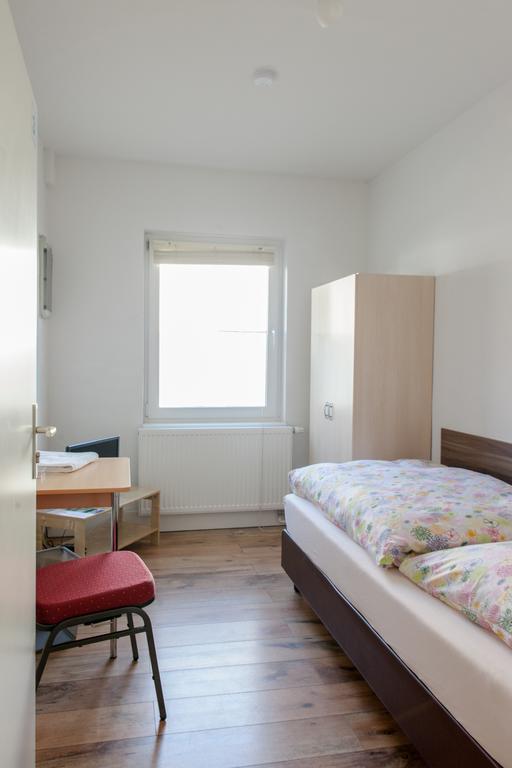 Pension Klingenstr. 23 Ξενοδοχείο Λειψία Δωμάτιο φωτογραφία