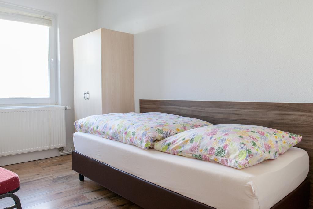 Pension Klingenstr. 23 Ξενοδοχείο Λειψία Δωμάτιο φωτογραφία
