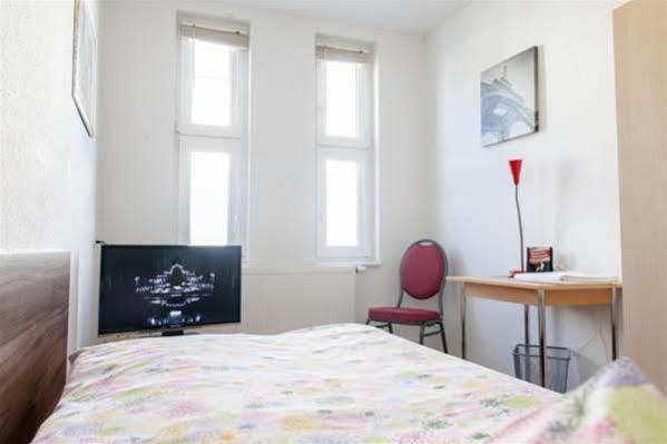 Pension Klingenstr. 23 Ξενοδοχείο Λειψία Εξωτερικό φωτογραφία
